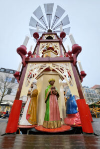 Weihnachtspyramide – Ute Krämer Weihnachtspyramide – Ute Krämer