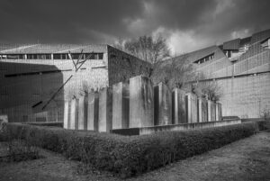 Nie wieder – Karl Röser Nie wieder – Karl Röser