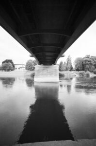 Unter der Brücke – Karl Röser