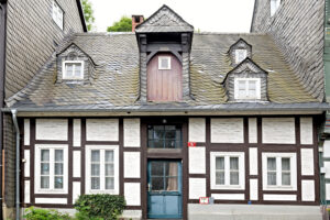 Dazwischen – Klaus Schmidt