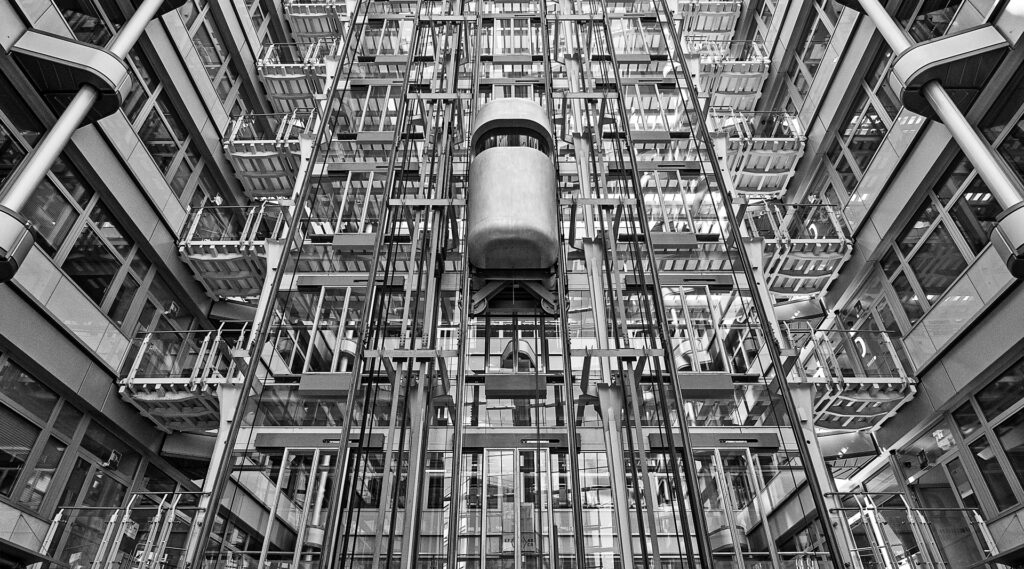 Lift – Claus Liewerkus