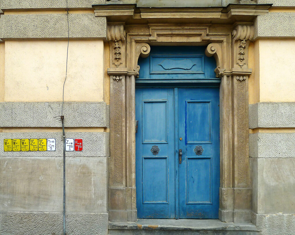 Blaue Tür – Gisela Krause